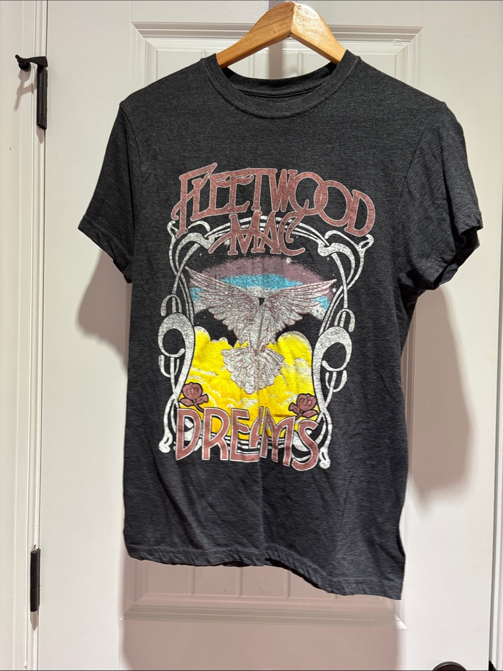 'Fleetwood Mac Dreams' Graphic Tee - charcoal